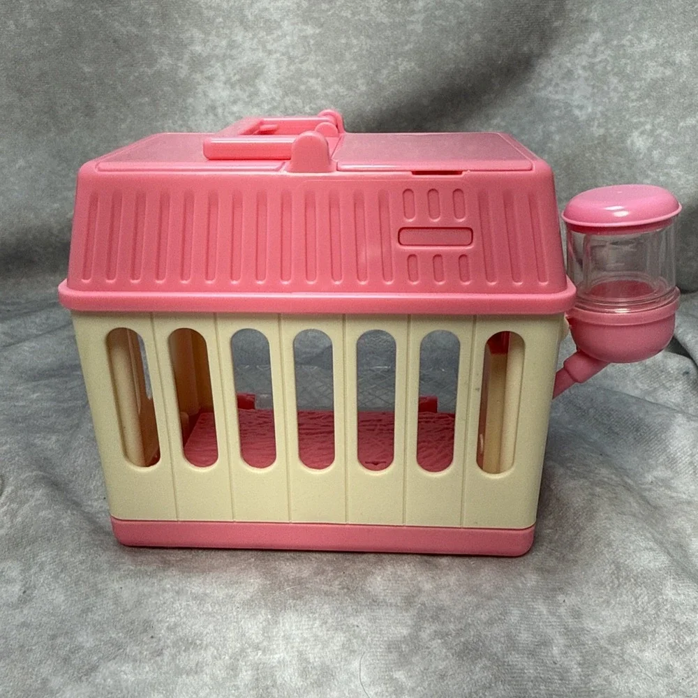 Little Live Pets Mama Surprise Minis Flocked Bunny Rabbit Babies Hutch Moose Toy